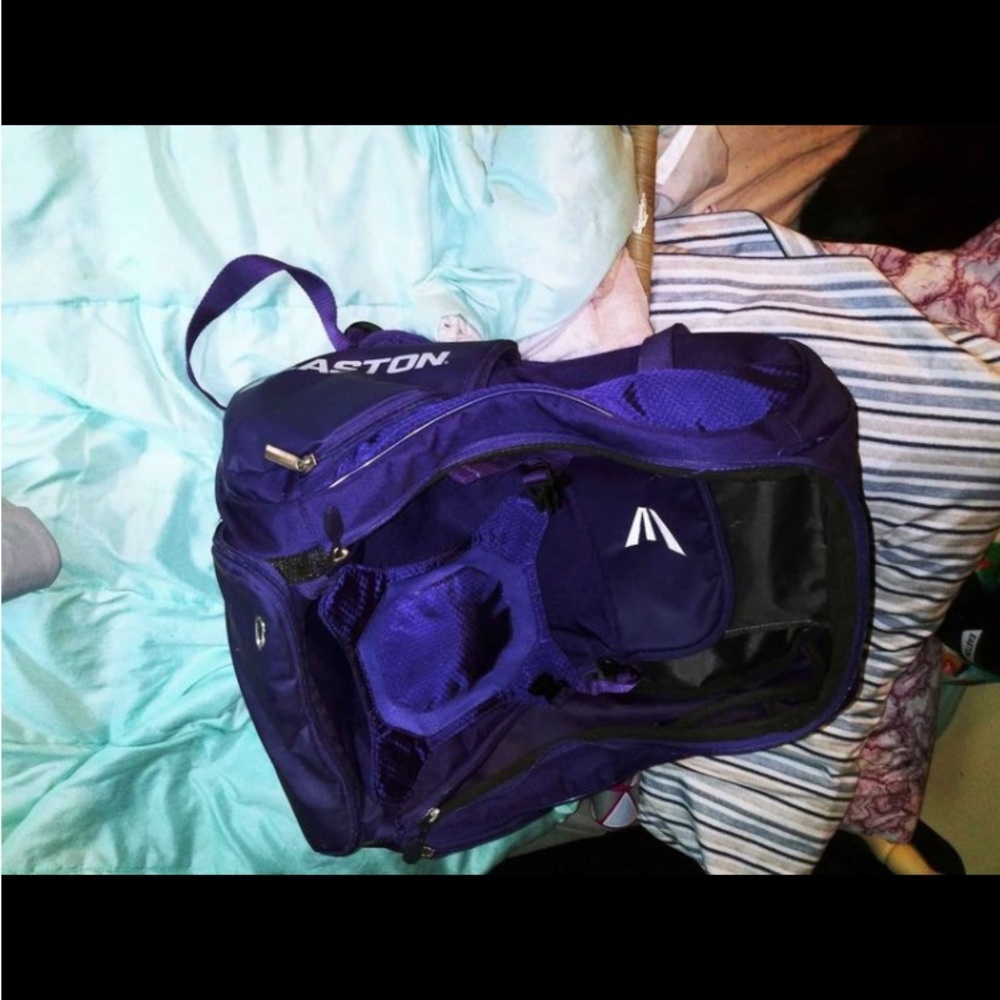 Easton softball bag